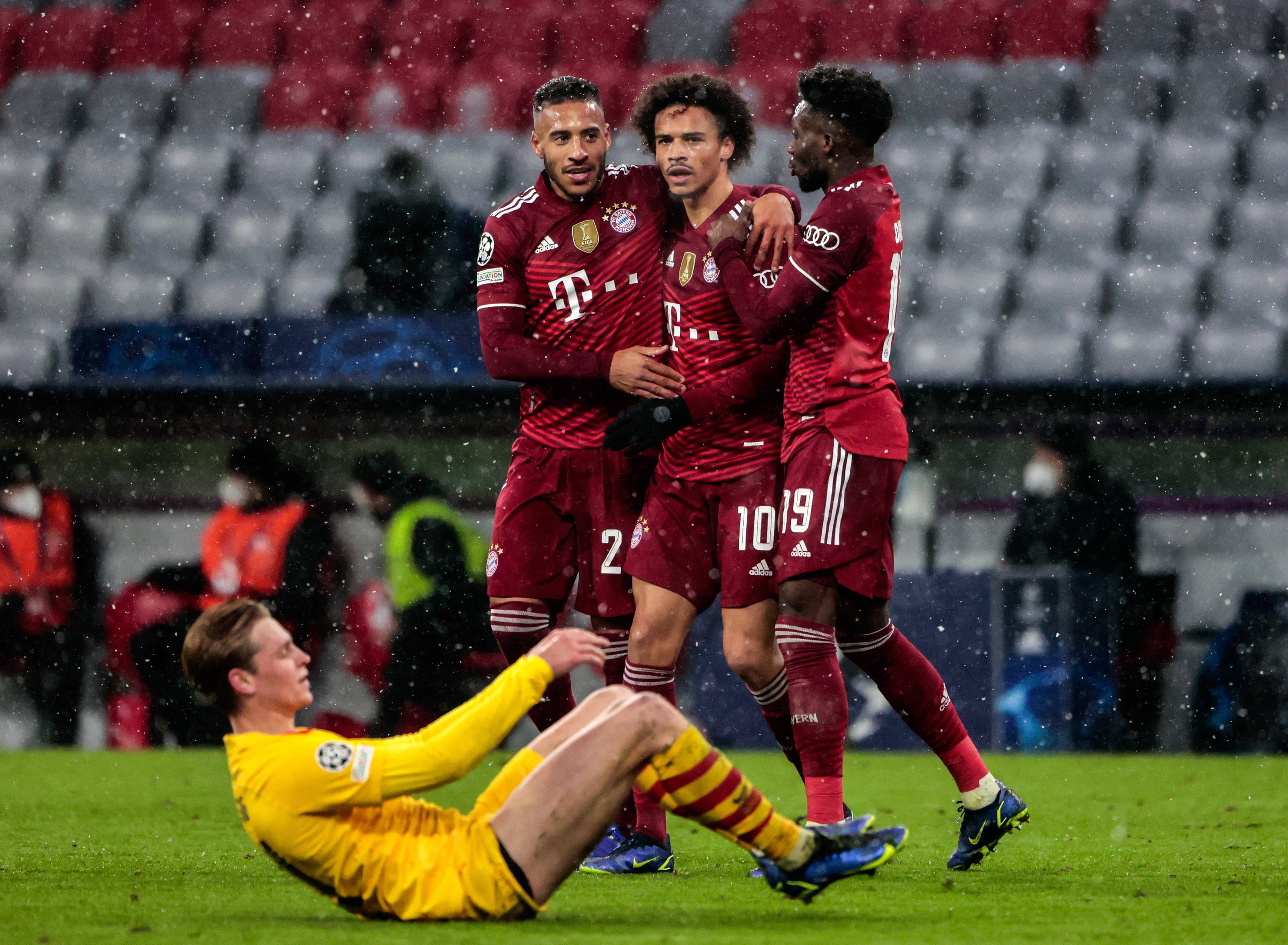 拜仁慕尼黑球队确定无缘冠军，气势如虹